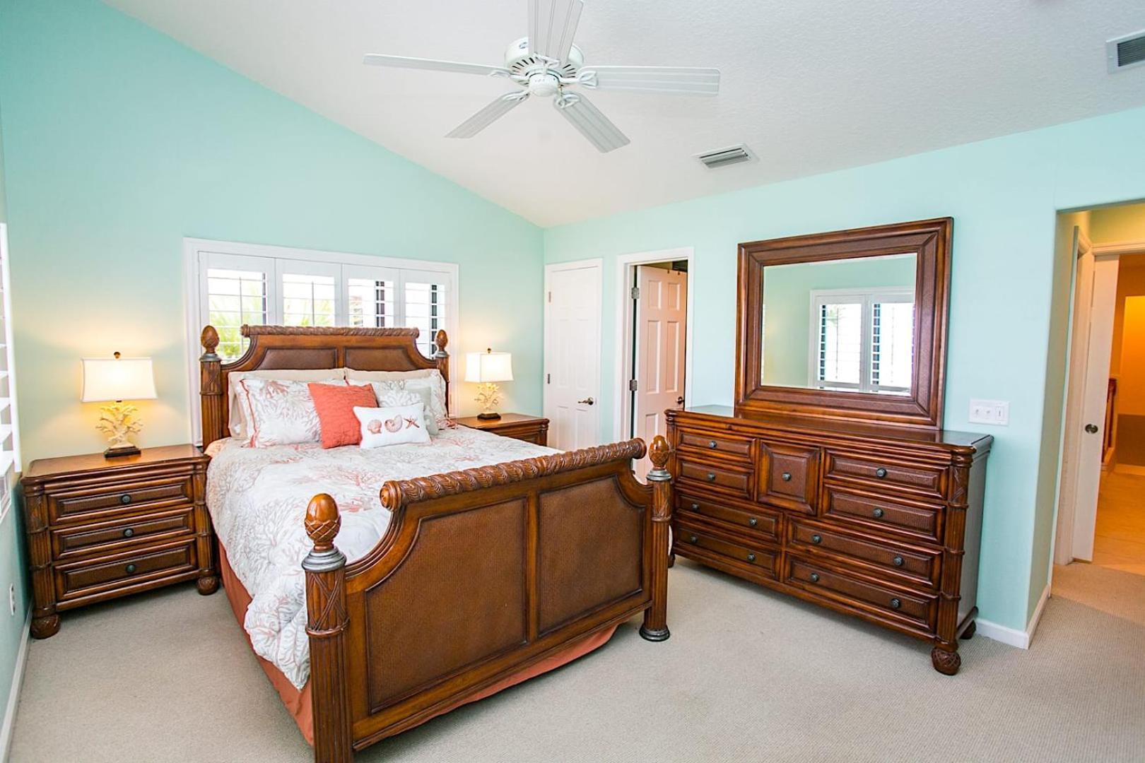 Beachfront Oasis Pool & St Aug Attractions Holiday home *
