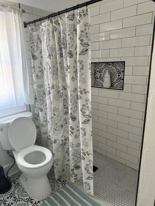 Apartment Cedar Street Retreat - Unit D *