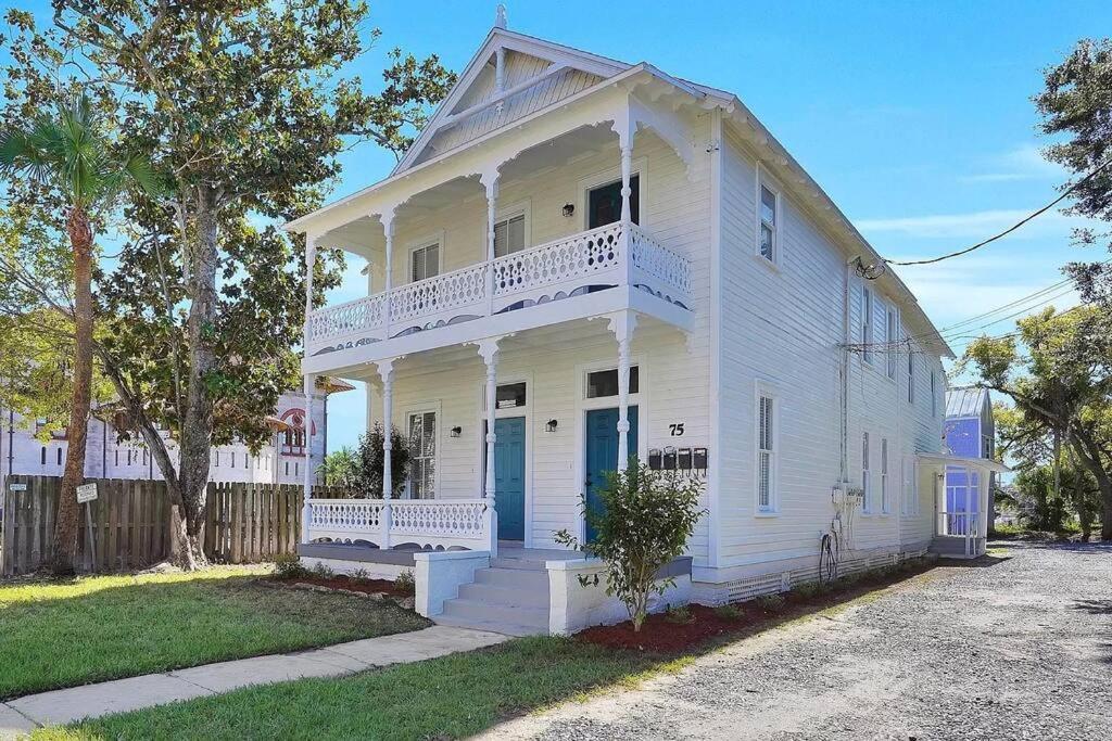Cedar Street Retreat - Unit D