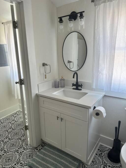 Apartment Cedar Street Retreat - Unit D *