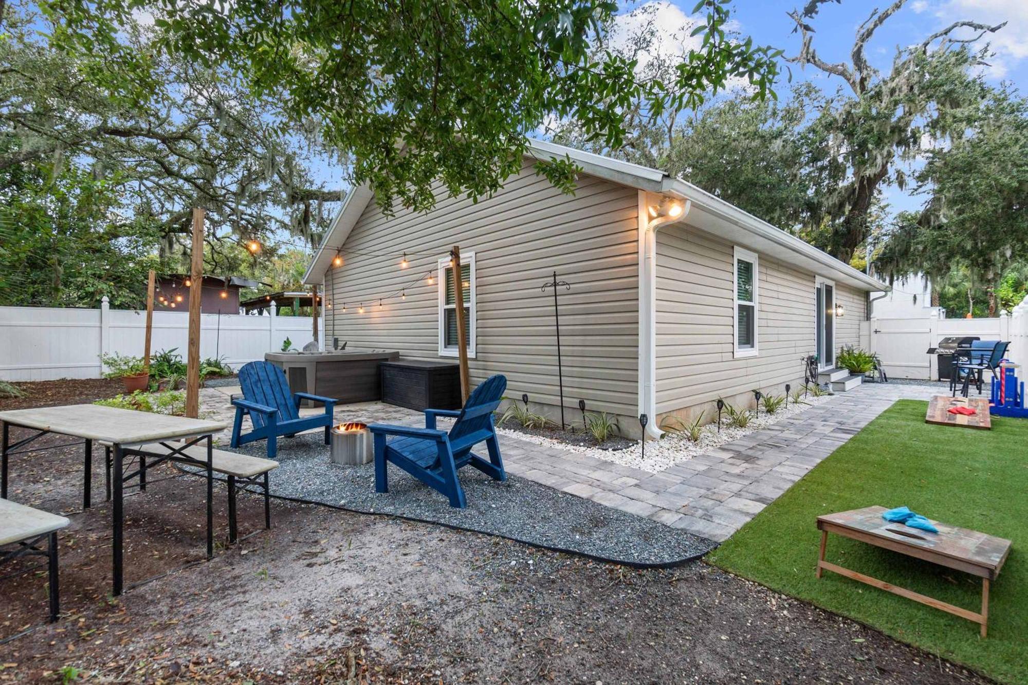 Peaceful Pearl Retreat- 5 Minutes To Downtown, 10 Minutes To *