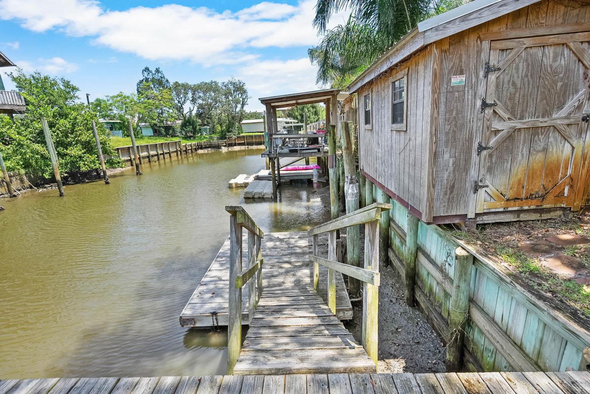 Pool + Hot Tub, Dock, Fishing, Near Beach!