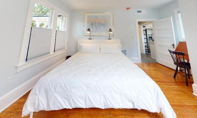 Palm Paradise - Renovated 1891 Queen Anne - Historic Dt Quarter Mi Stroll - Only 3 Mi Holiday home *