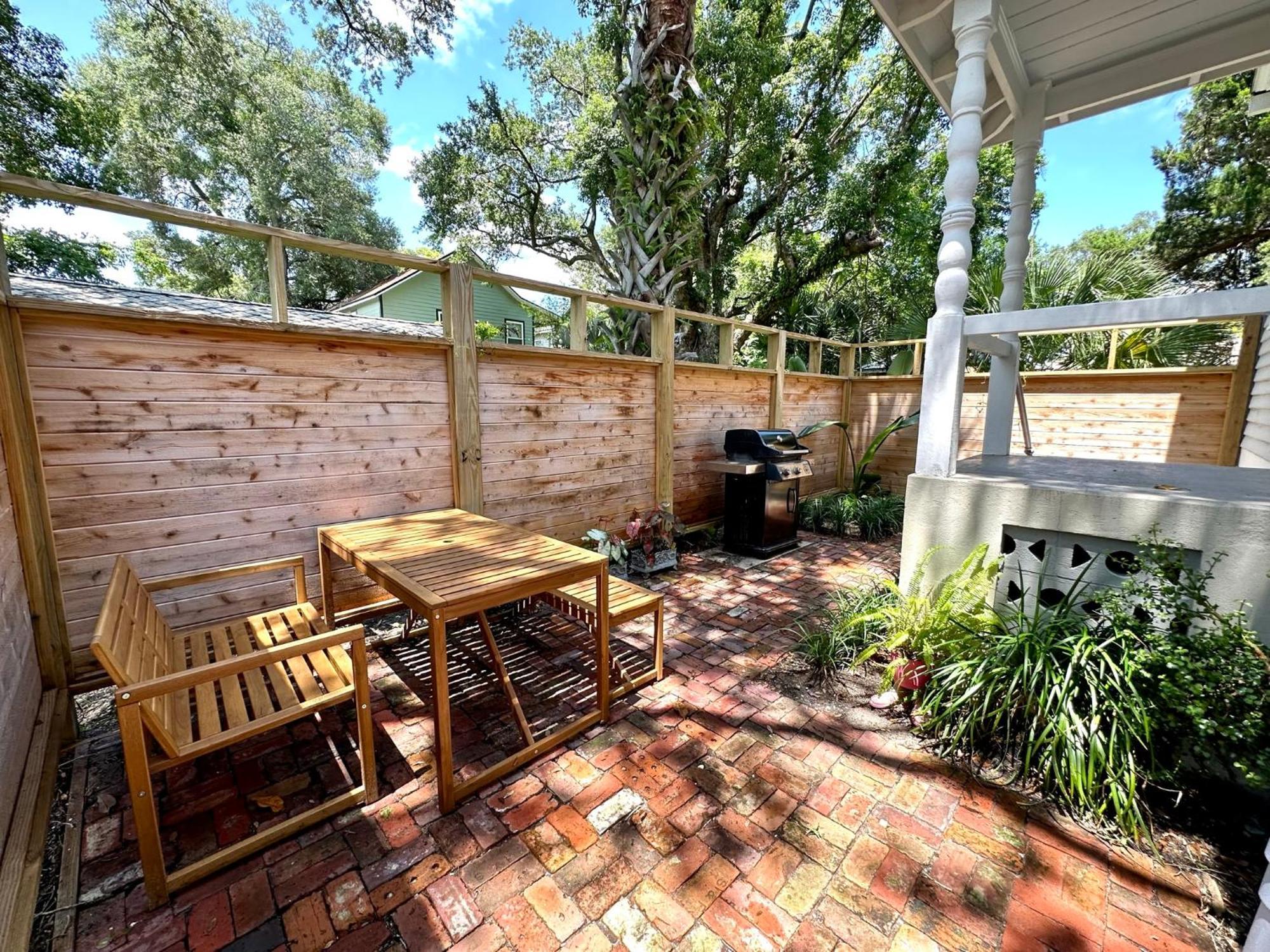 Holiday home Palm Paradise - Renovated 1891 Queen Anne - Historic Dt Quarter Mi Stroll - Only 3 Mi *