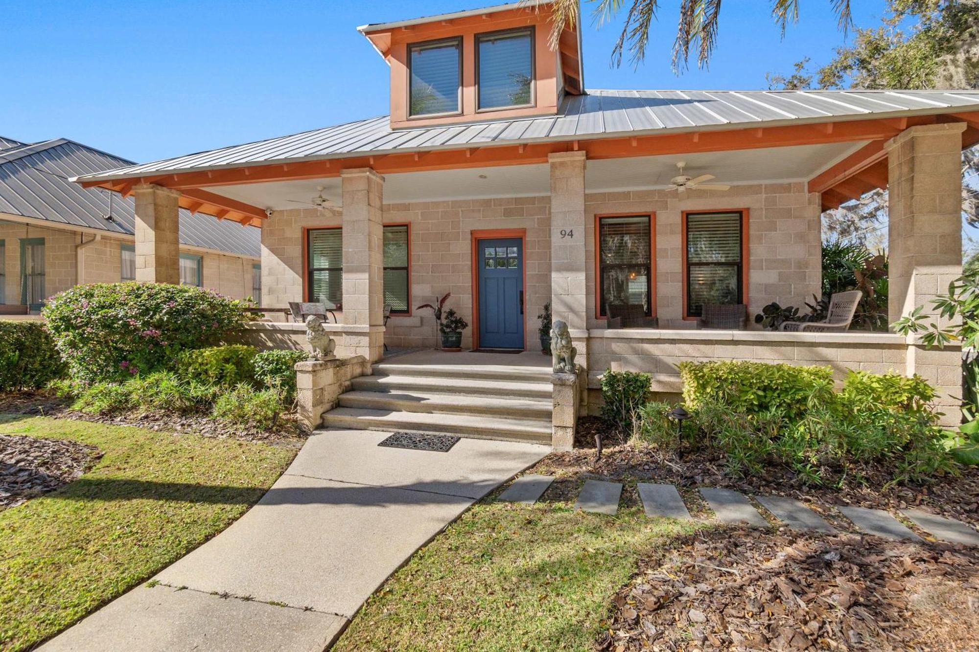 Twin Palms L Craftsman L Walk To Dntn