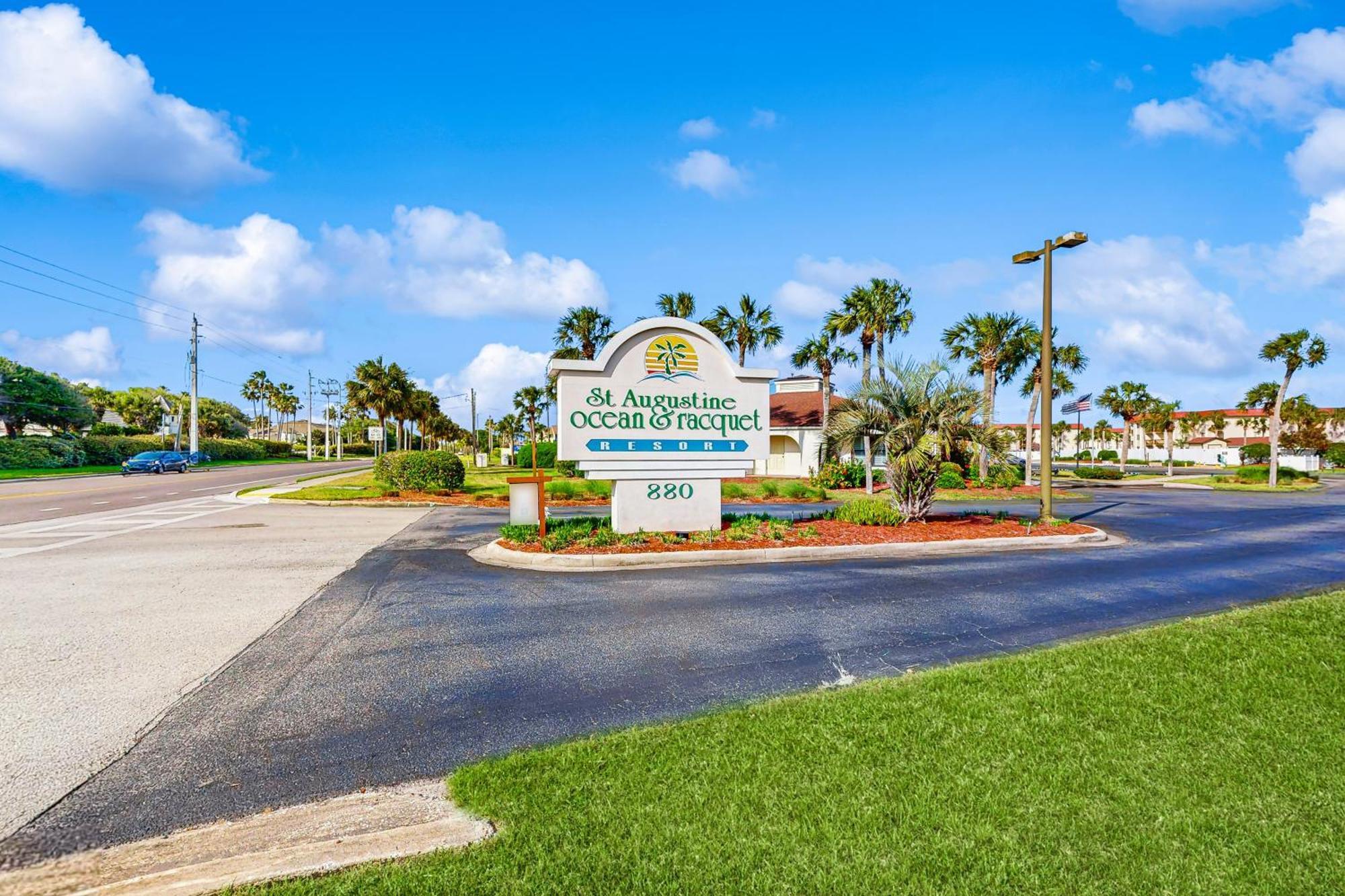 St Aug Ocean And Racquet Holiday home *