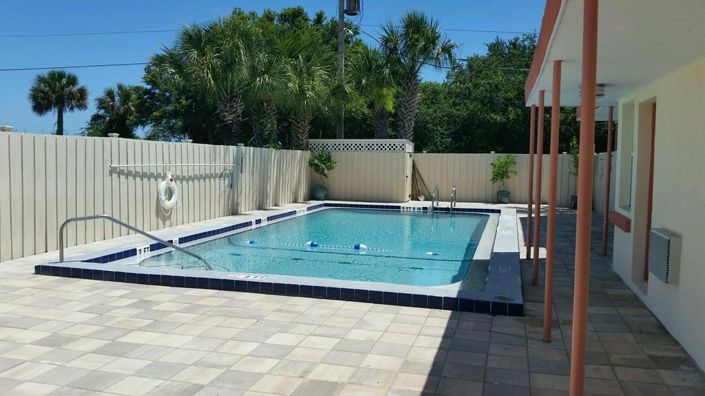 Motel Island Shores