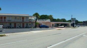 Island Shores Motel