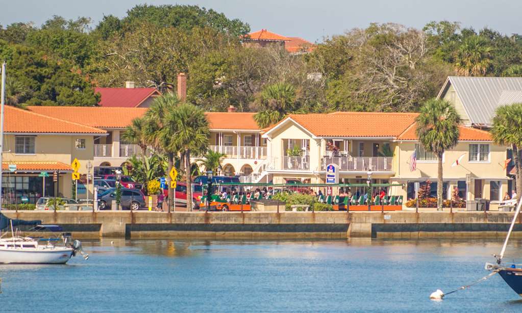 Western Historic Bayfront Hotel