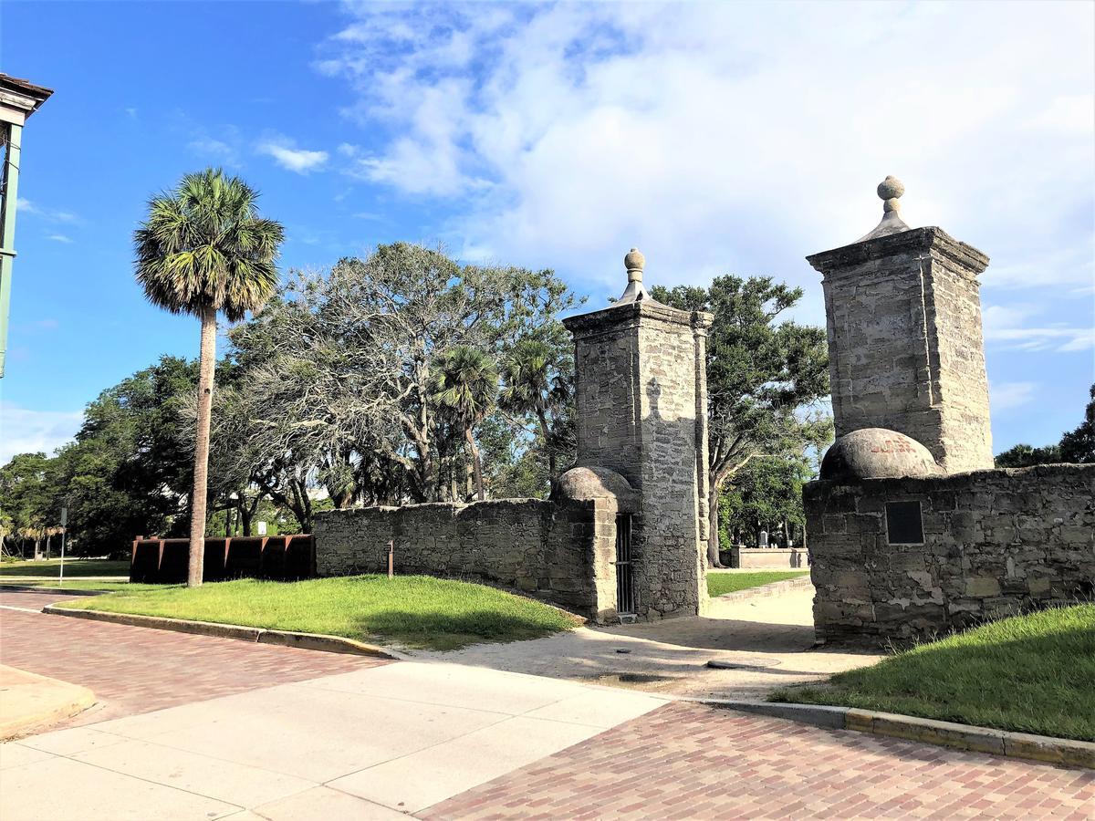 Inn St George -