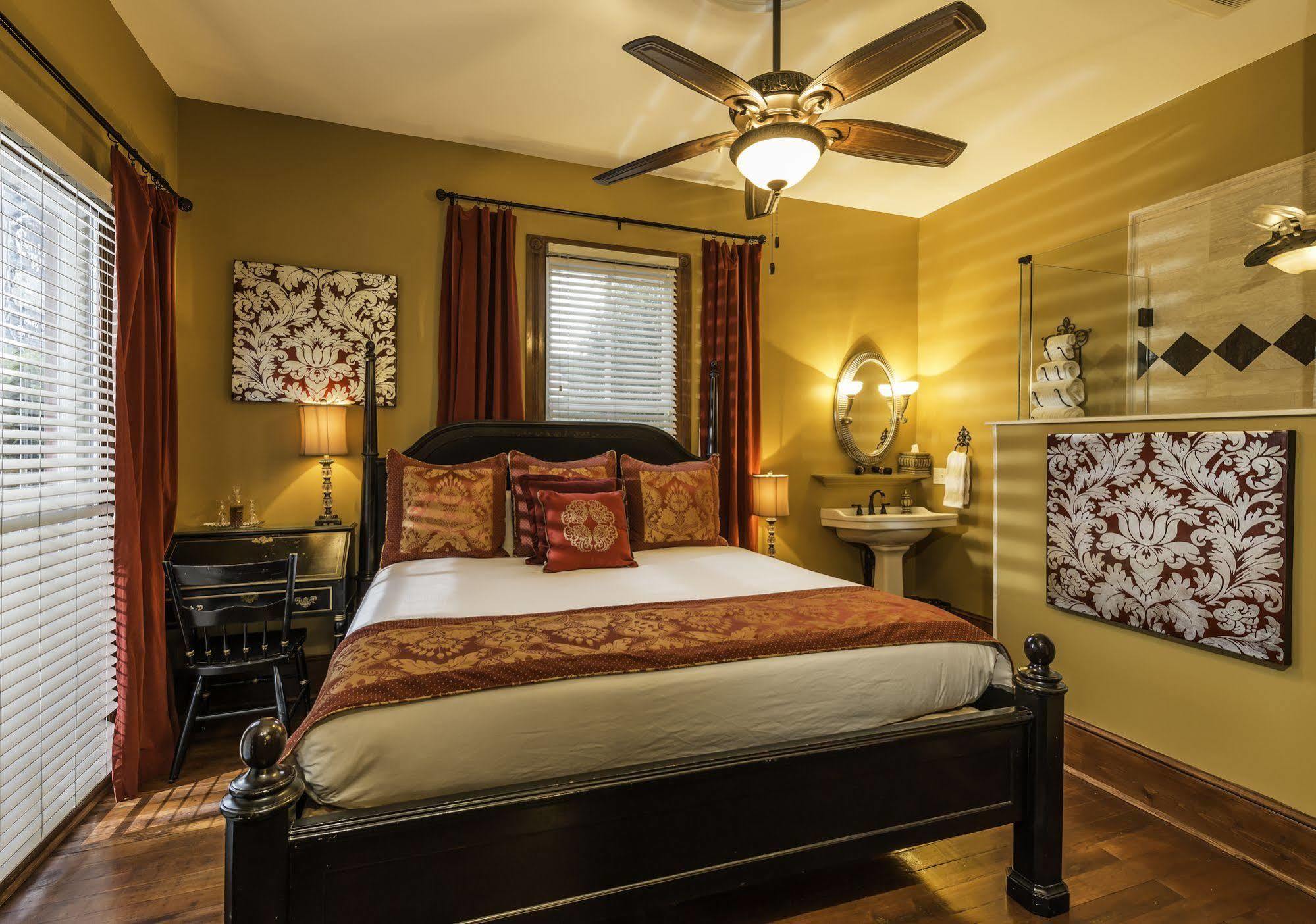 Carriage Way Adults Only - 21 Years Old And Up Acomodação com café da manhã  3*