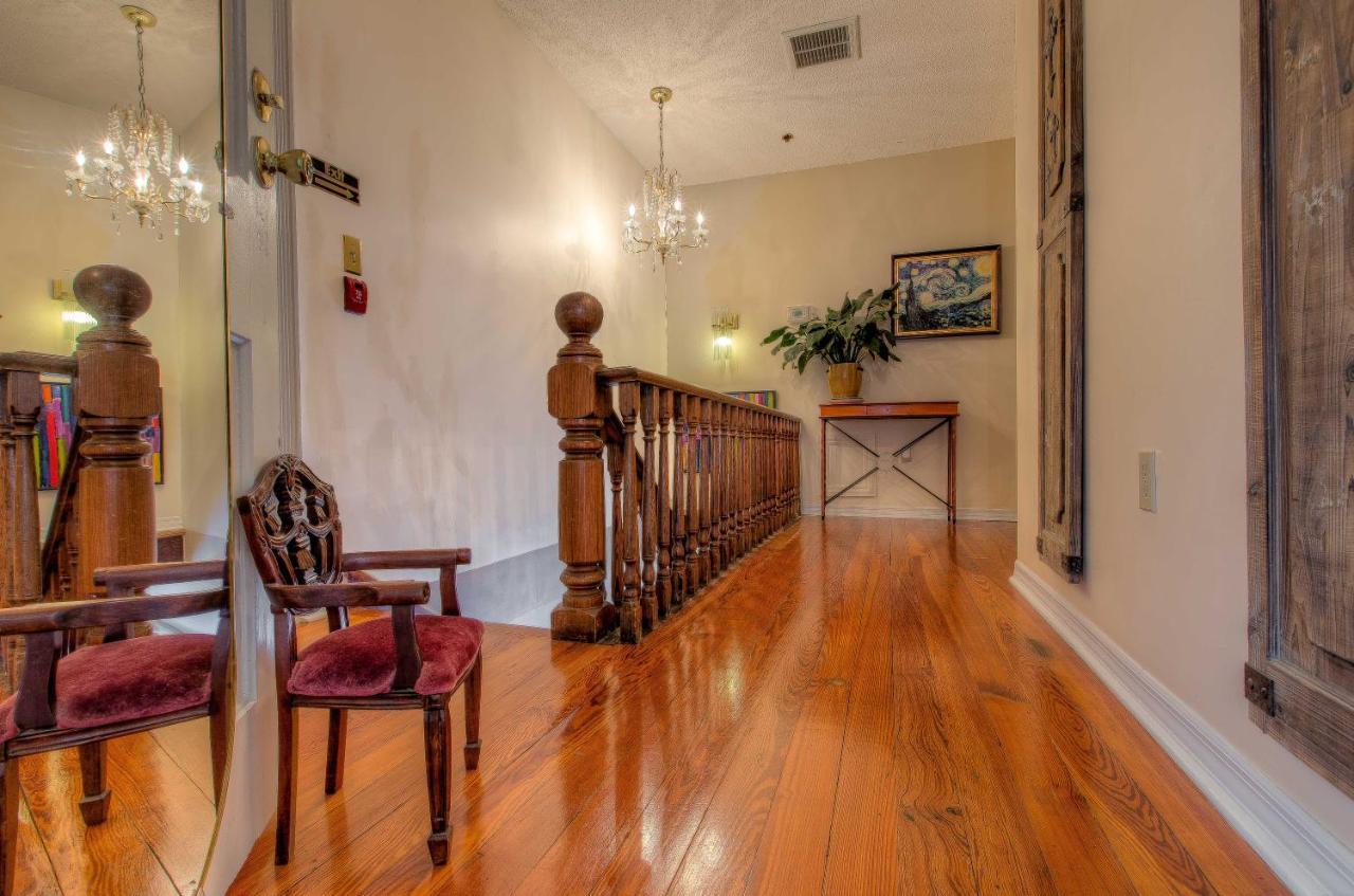 Guest house At Journey's End