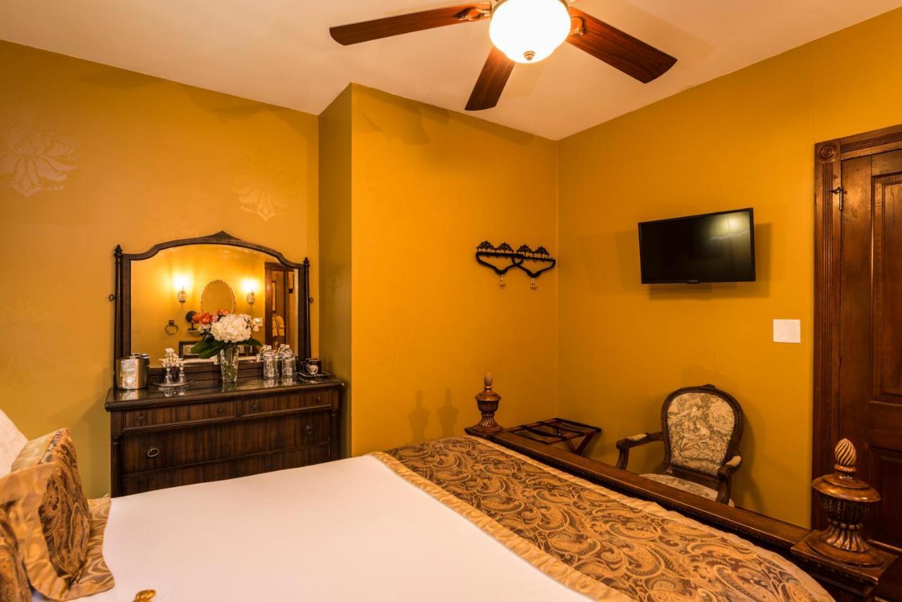 Carriage Way Adults Only - 21 Years Old And Up Acomodação com café da manhã  3*