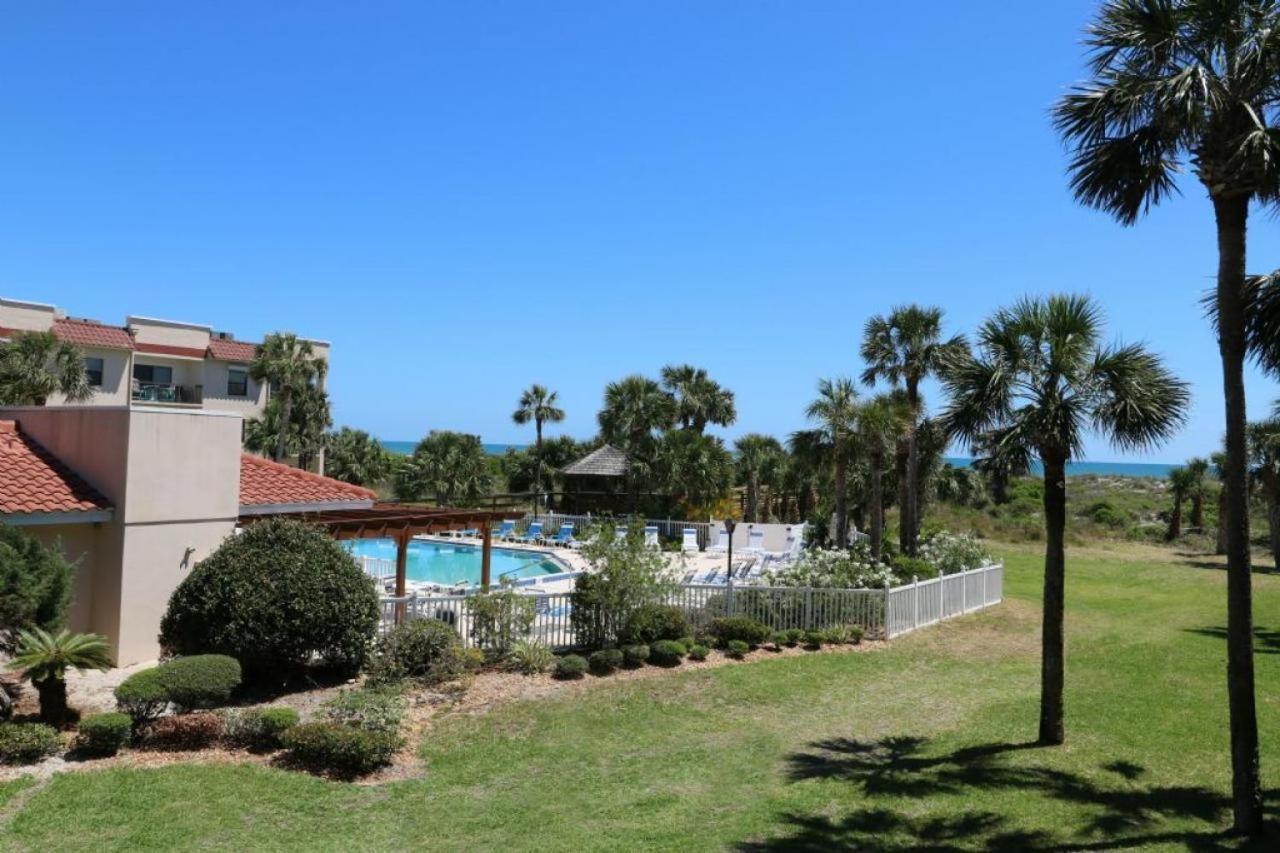 Ocean Village Club O23 *
