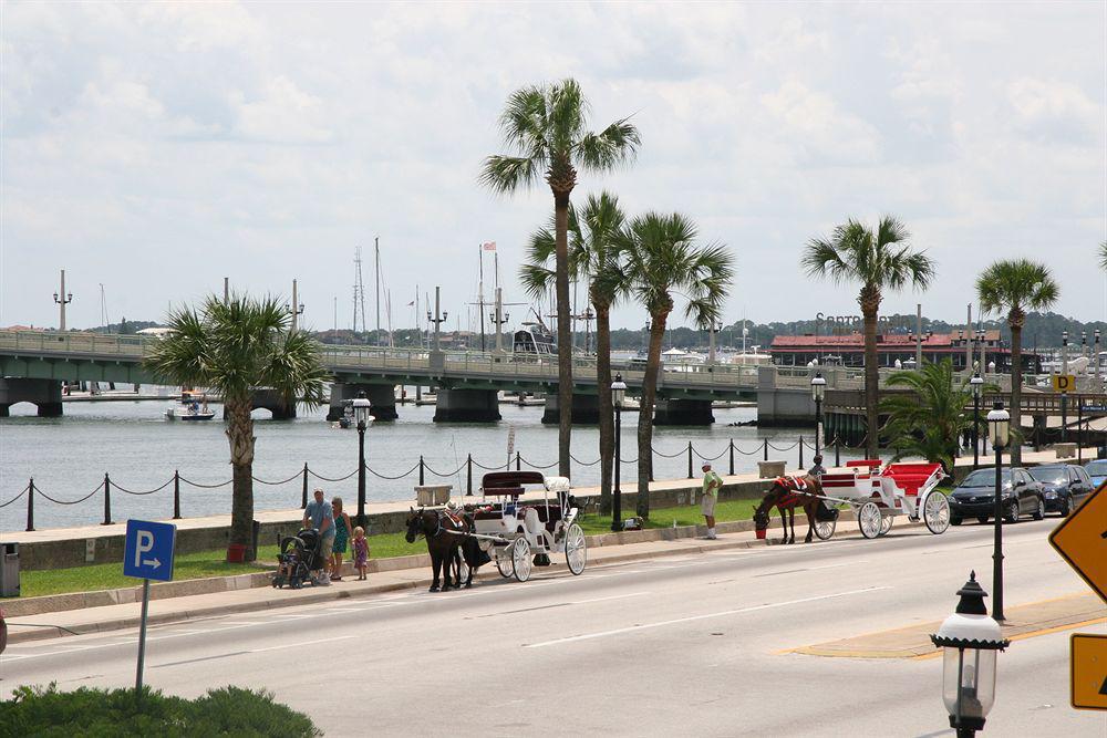 Hotel Western Historic Bayfront 3*